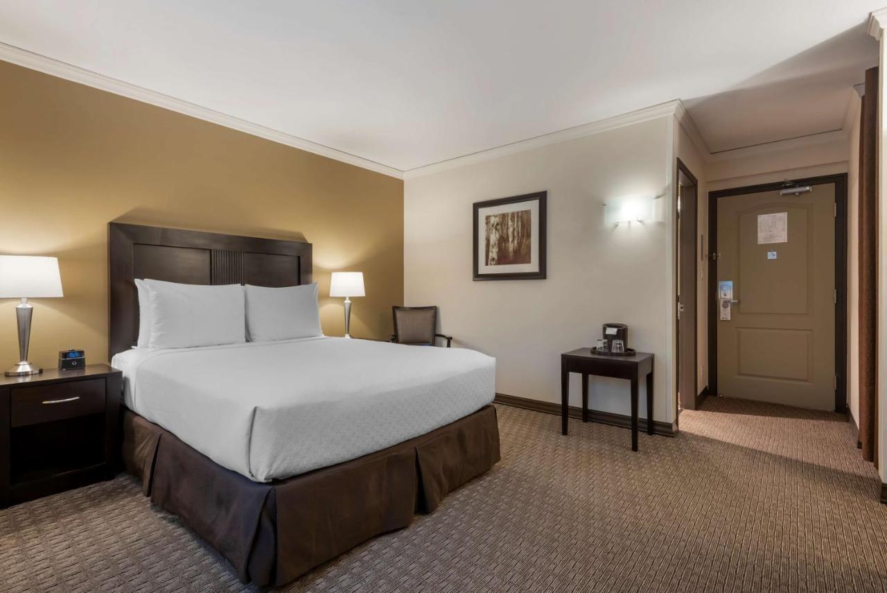 Best Western Plus Baker Street Inn Nelson Exterior photo
