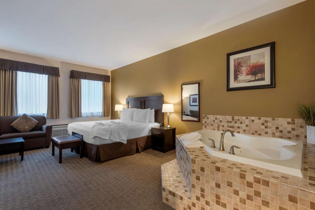 Best Western Plus Baker Street Inn Nelson Exterior photo