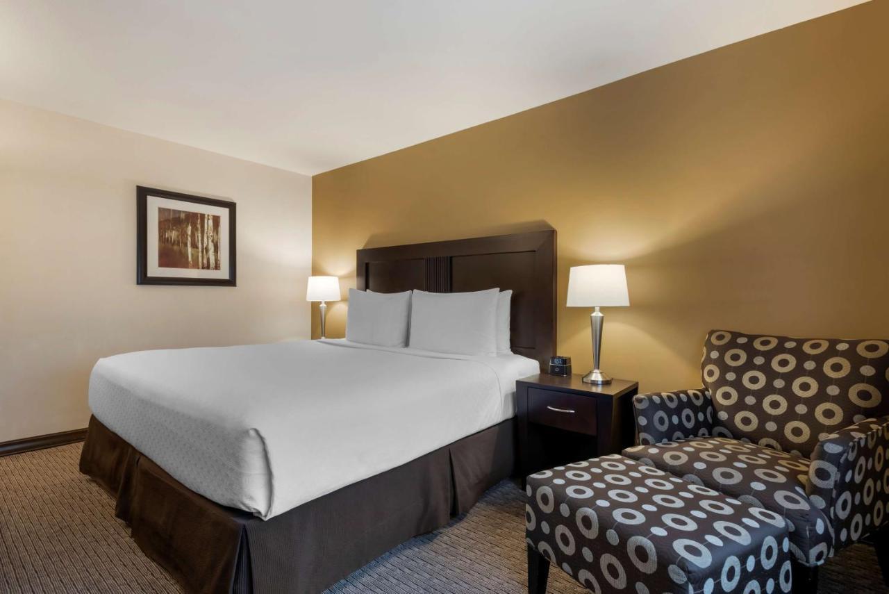 Best Western Plus Baker Street Inn Nelson Exterior photo